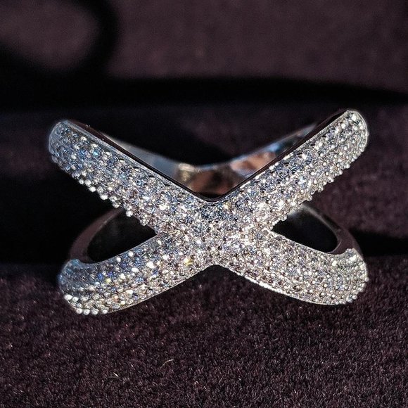 💞 X Shape Cross Micro Pave CZ Crystal Infinity Rings for Women, PD432 - Picture 1 of 6